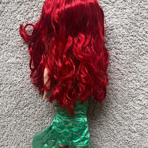 Ariel Disney Animator Collectors Doll - Picture 3 of 3